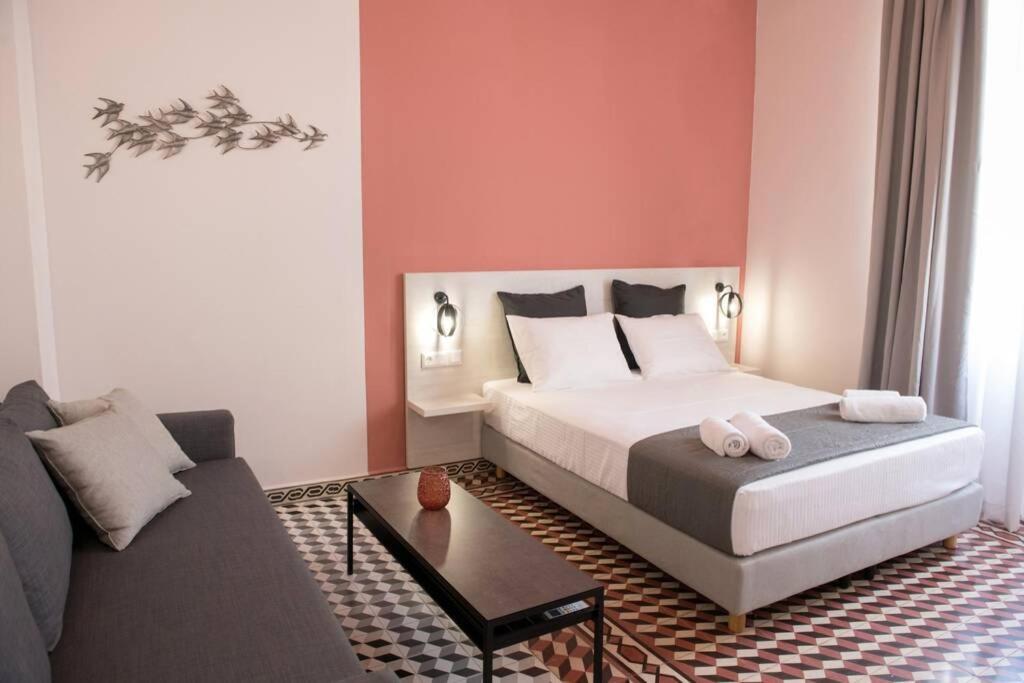 Elegant Apartment In The Heart Of Heraklion Экстерьер фото