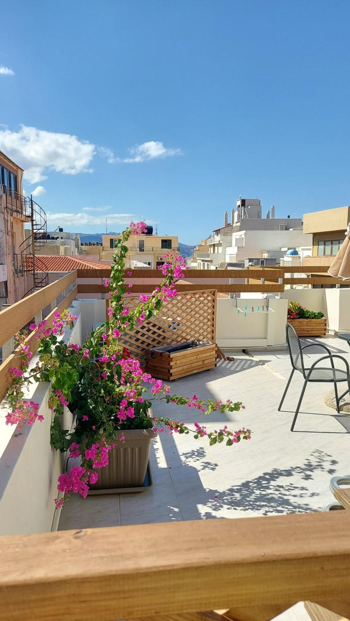 Elegant Apartment In The Heart Of Heraklion Экстерьер фото